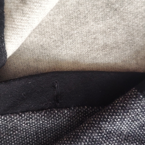 100% Merino Wool Banana Republic Cardigan - Picture 7 of 11